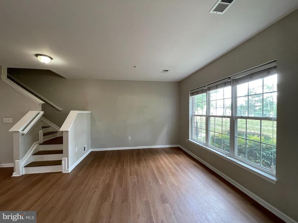 42301 Onyx Terrace - Photo 3