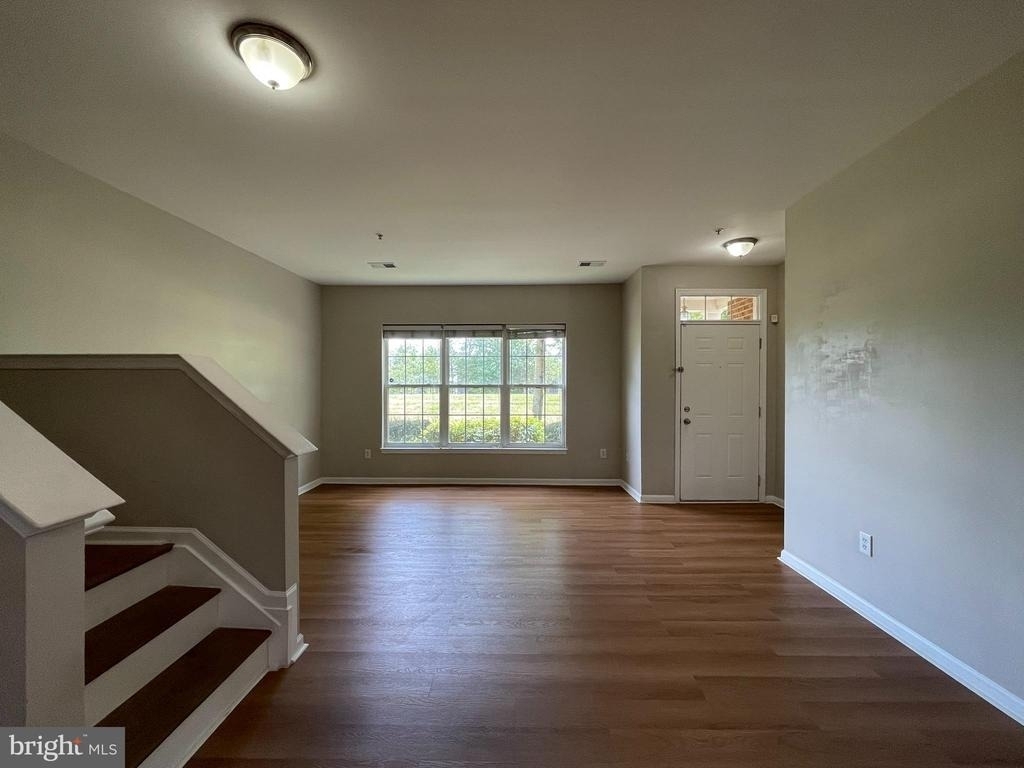 42301 Onyx Terrace - Photo 5