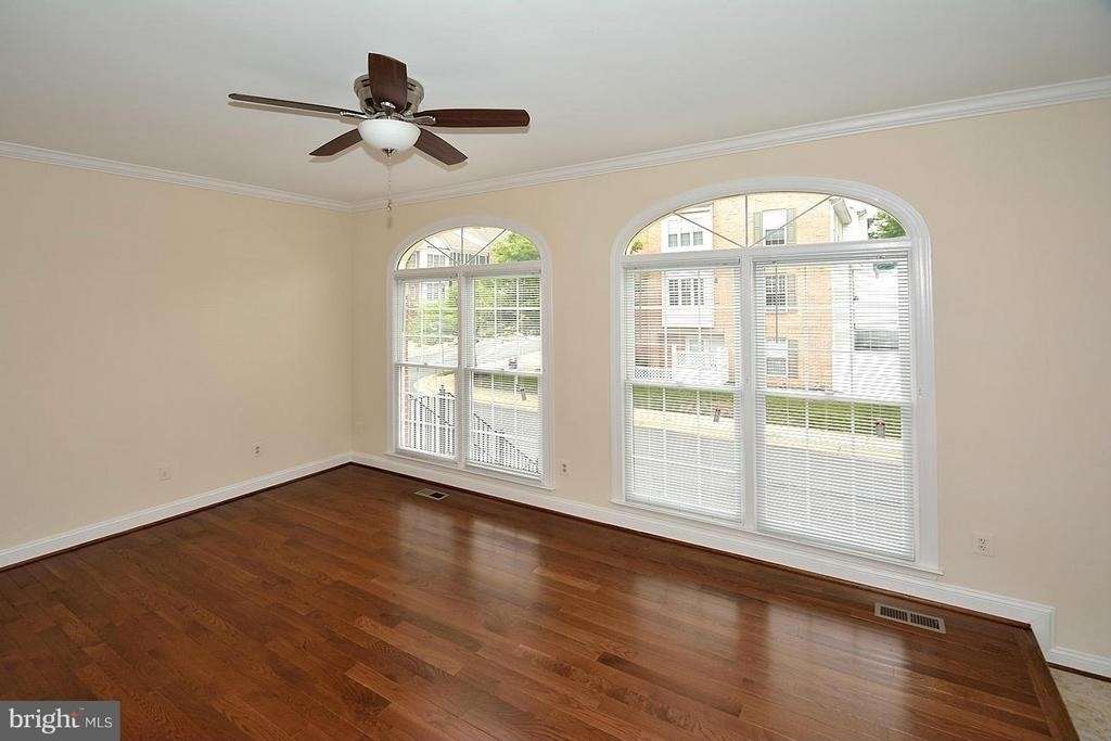 9425 Van Arsdale Drive - Photo 2