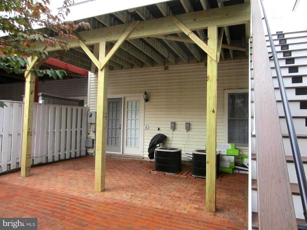 9425 Van Arsdale Drive - Photo 22
