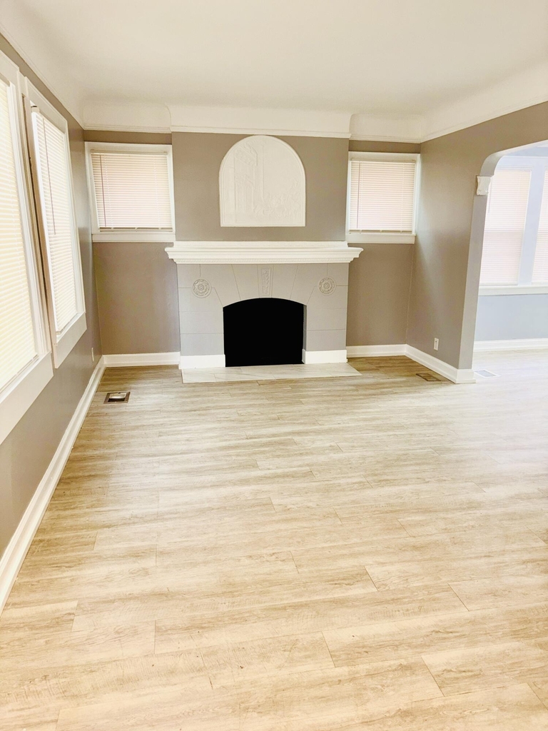5791 Somerset Avenue - Photo 1