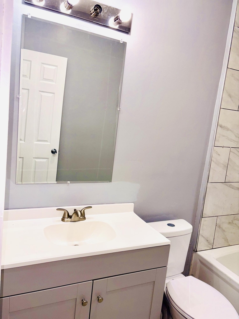 5791 Somerset Avenue - Photo 5