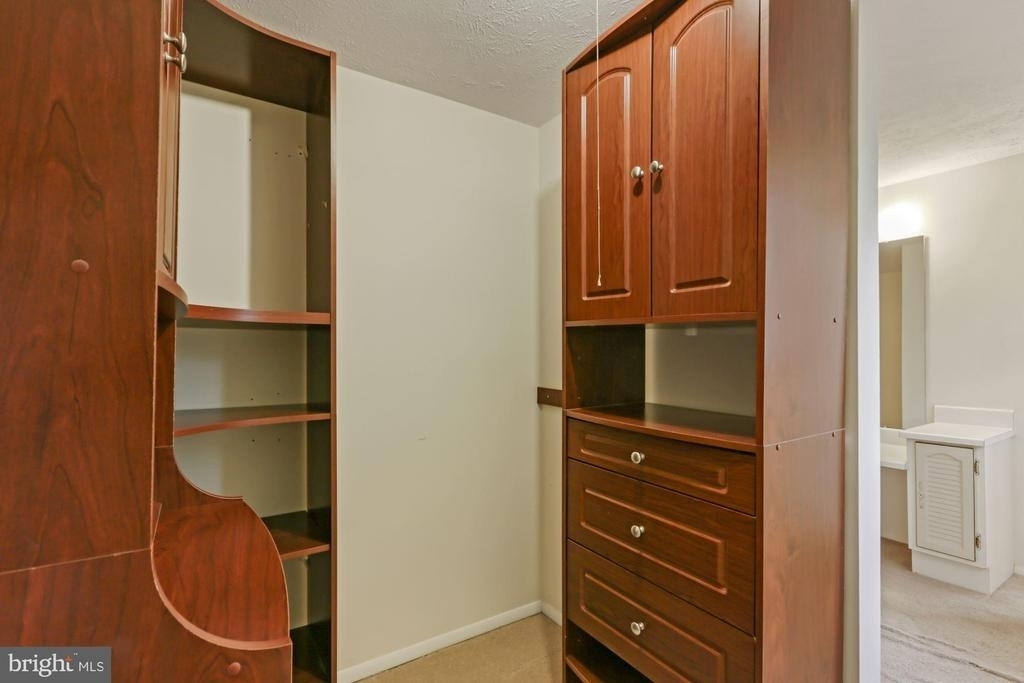 9404 Mirror Pond Drive - Photo 4