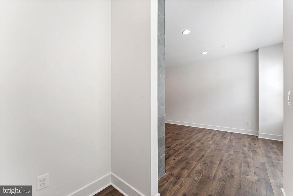 1876 Michael Faraday Drive - Photo 24