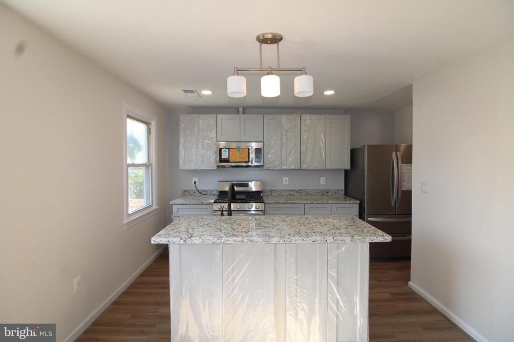 24 E Reed Avenue - Photo 2