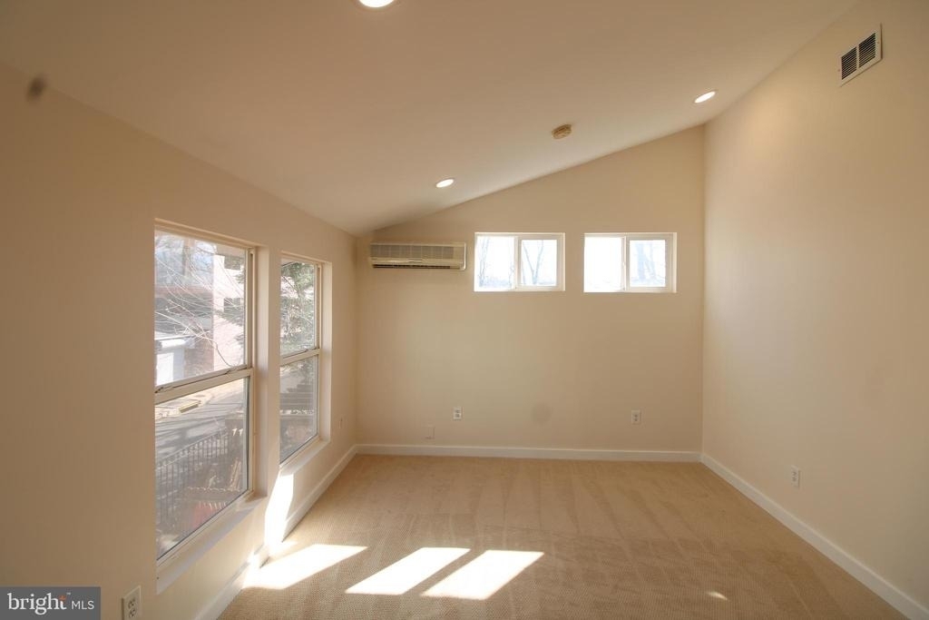 24 E Reed Avenue - Photo 16