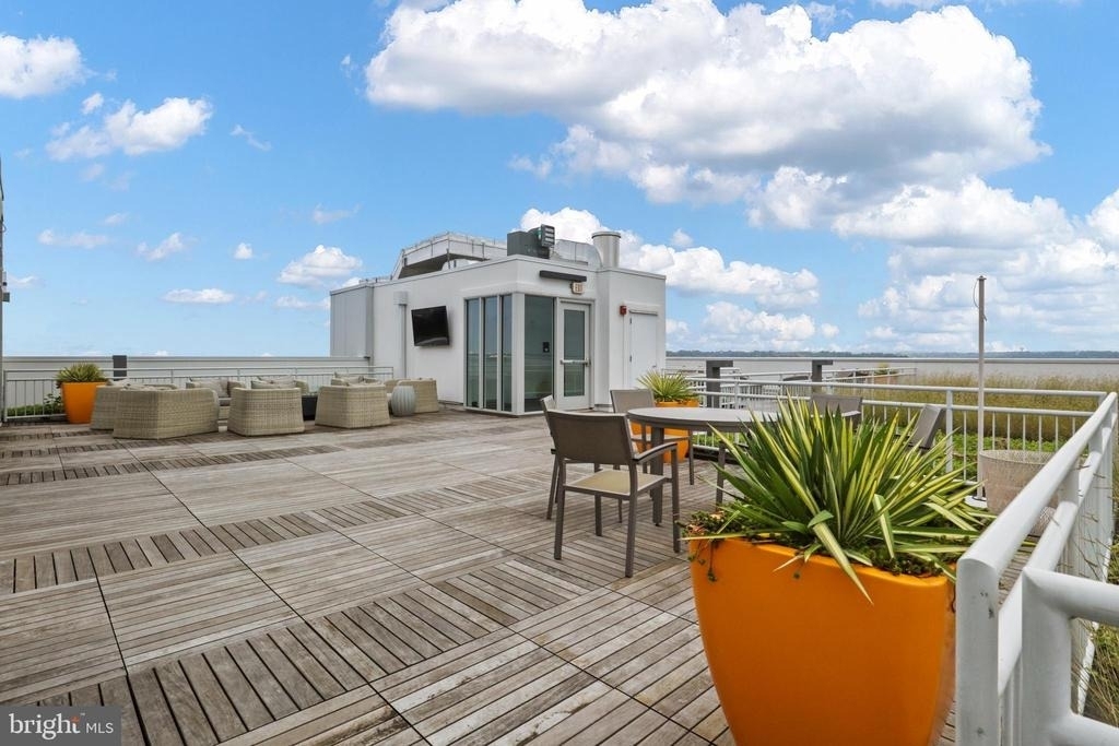 925 N Fairfax Street - Photo 24