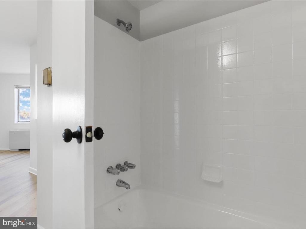 5340 Holmes Run Parkway - Photo 17