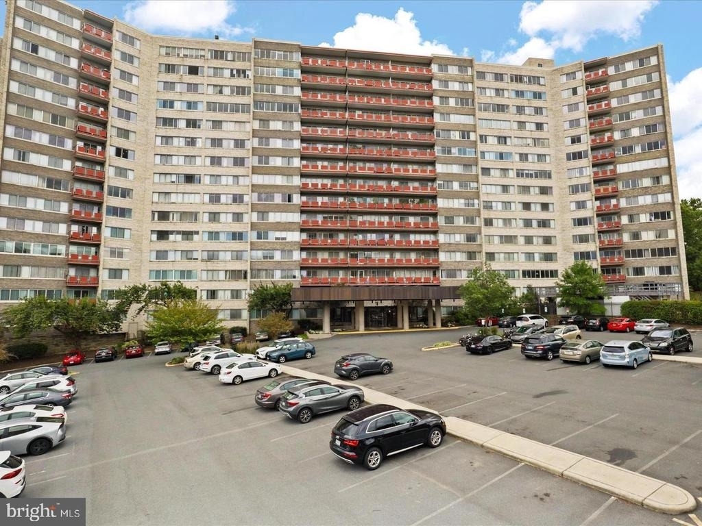 5340 Holmes Run Parkway - Photo 3