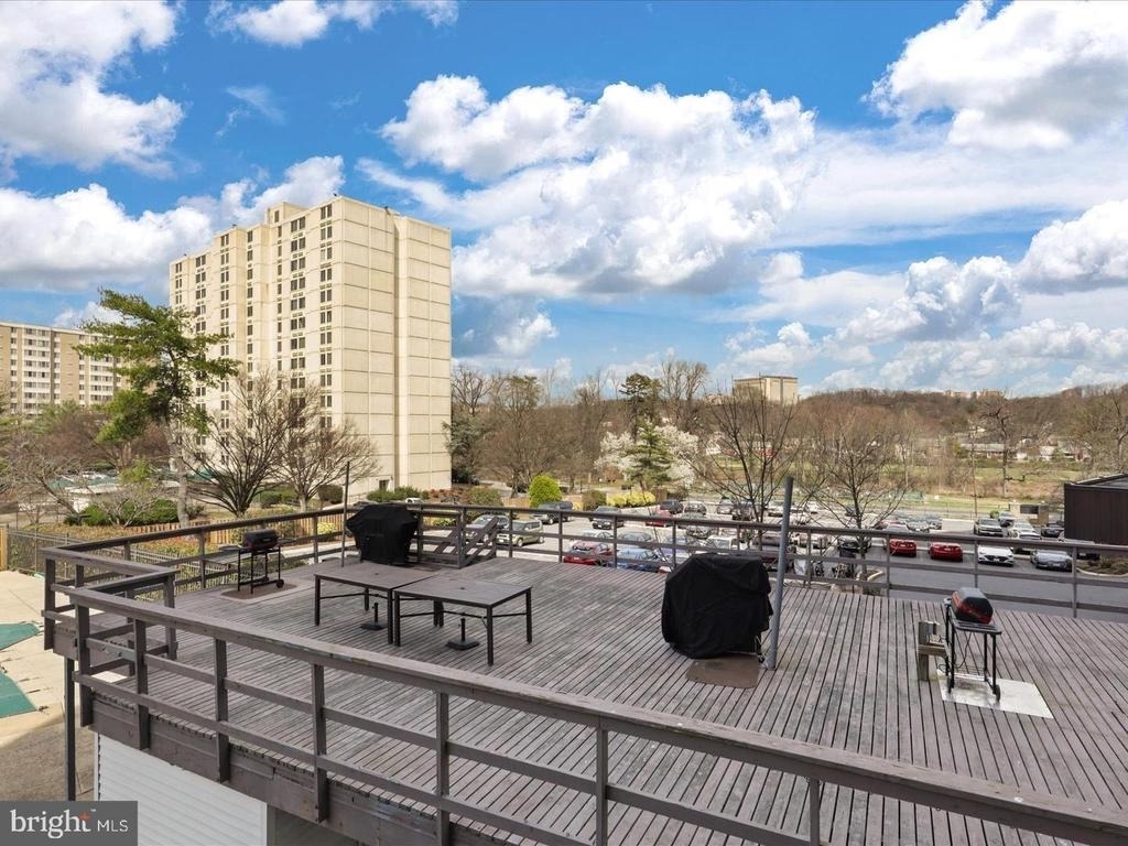 5340 Holmes Run Parkway - Photo 23