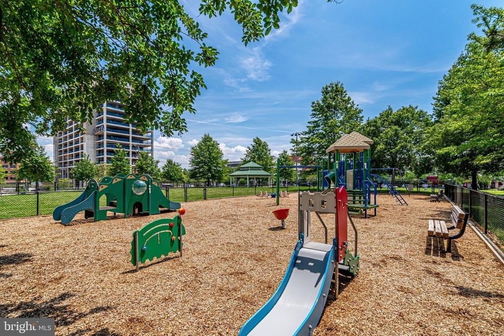 1023 N Royal Street - Photo 29