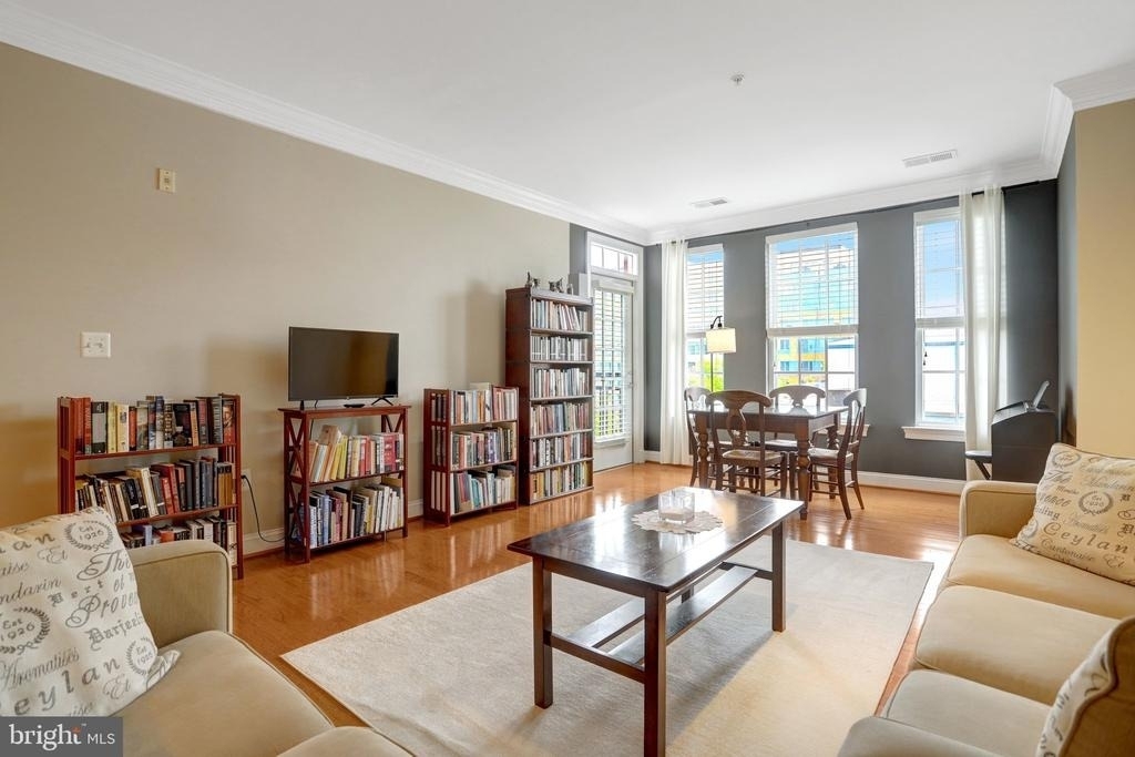 1023 N Royal Street - Photo 8