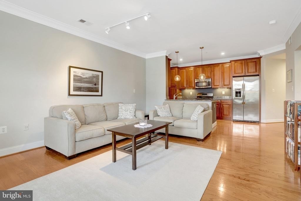 1023 N Royal Street - Photo 11