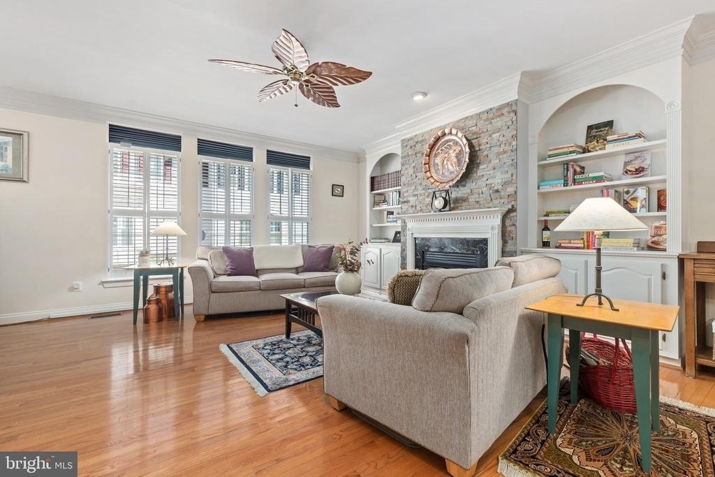 5114 Oneill Lane - Photo 5