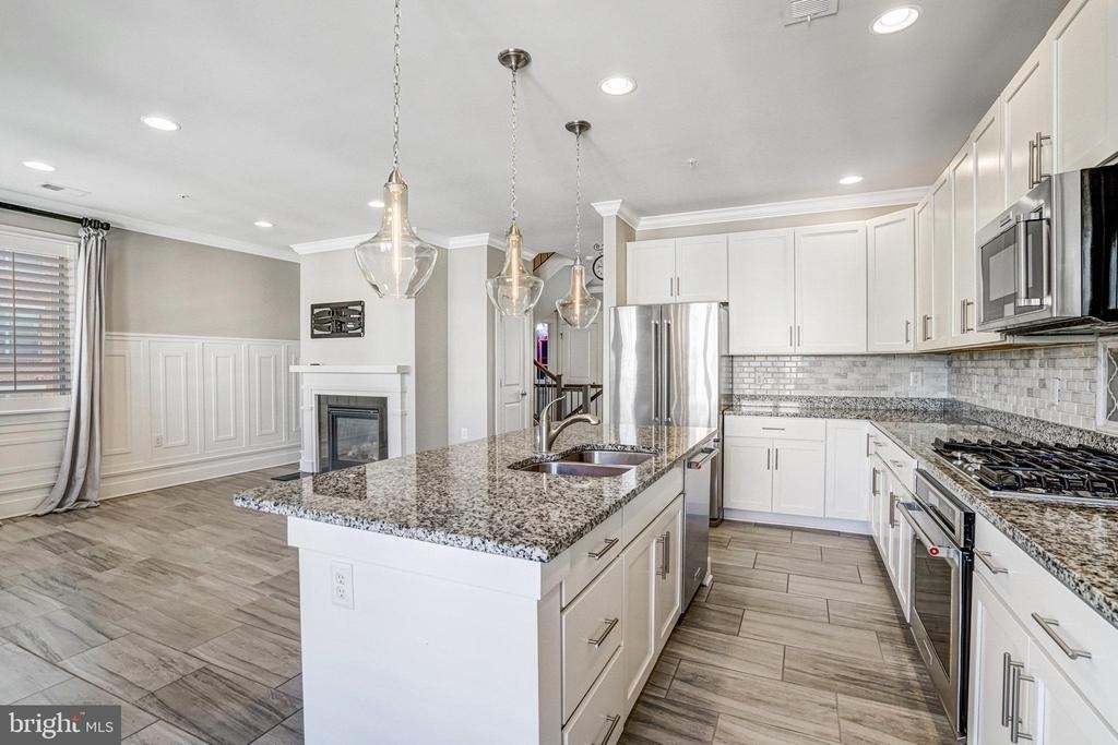 621 Bluemont Avenue - Photo 50