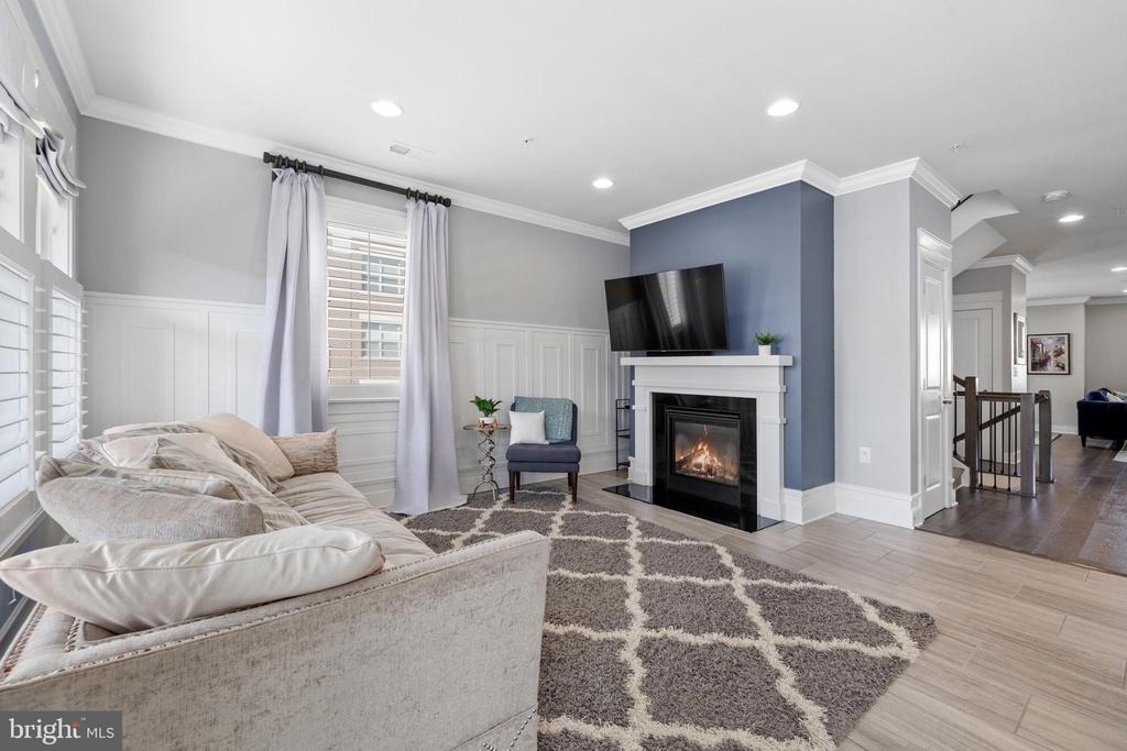 621 Bluemont Avenue - Photo 8