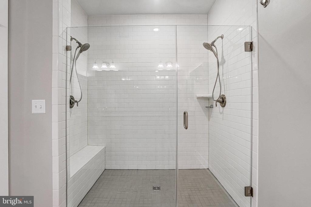 621 Bluemont Avenue - Photo 57