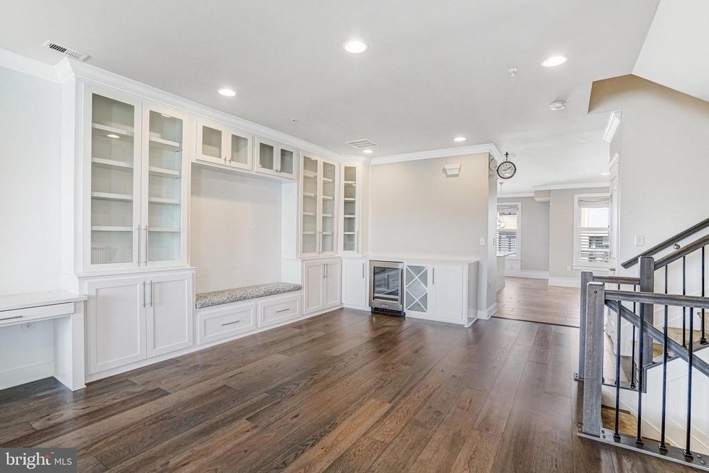 621 Bluemont Avenue - Photo 37