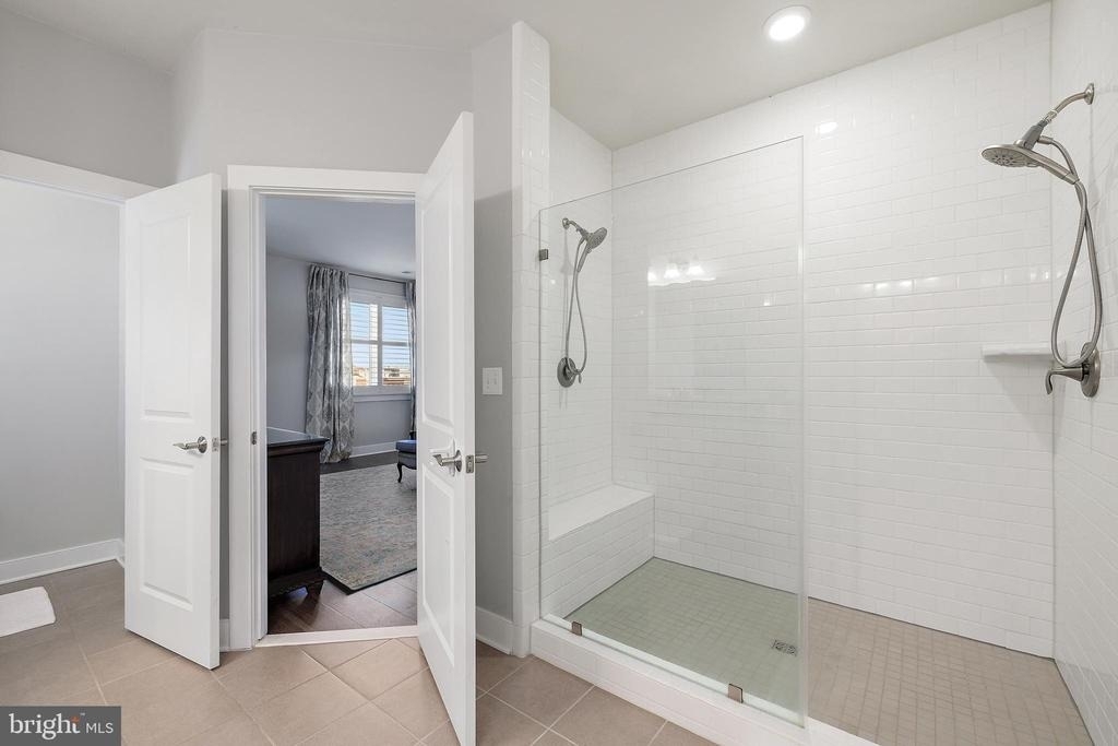 621 Bluemont Avenue - Photo 12