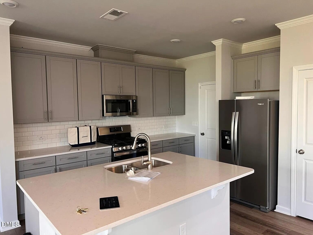 1019 Gemma Drive - Photo 2