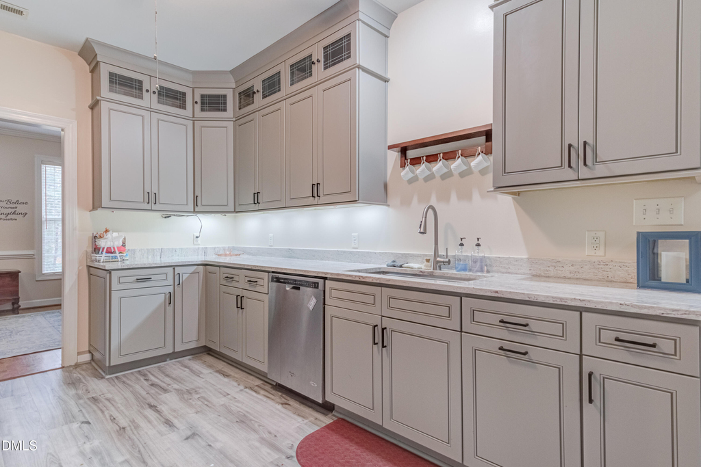 6240 Hilbert Ridge Drive - Photo 8