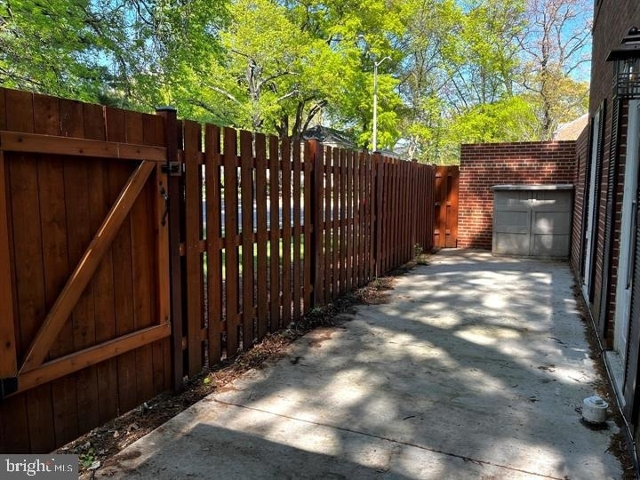 4401 Arlington Boulevard - Photo 21