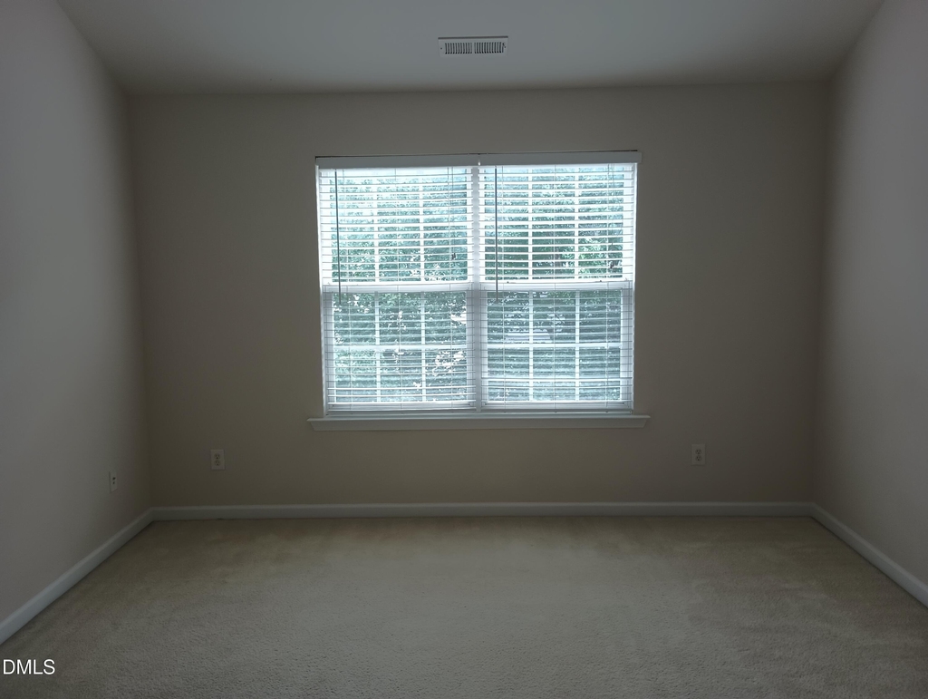 421 Madison Avenue - Photo 17