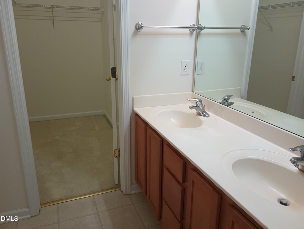 421 Madison Avenue - Photo 21