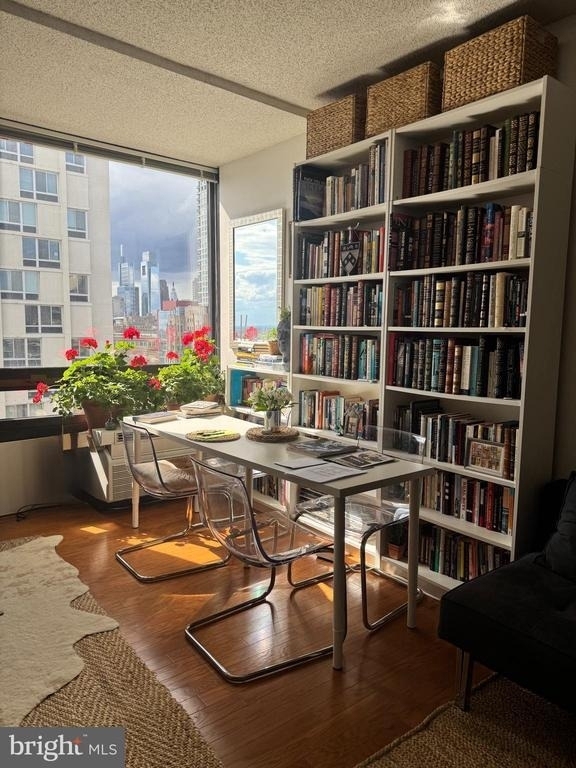 241 S 6th Street - Photo 22