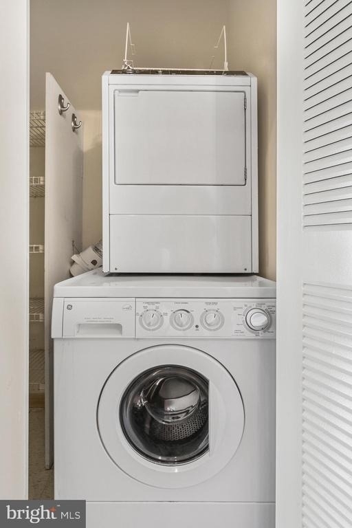 241 S 6th Street - Photo 10