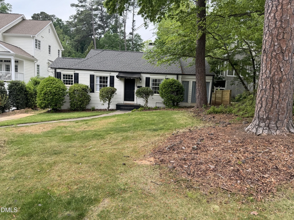 1009 Canterbury Road - Photo 0