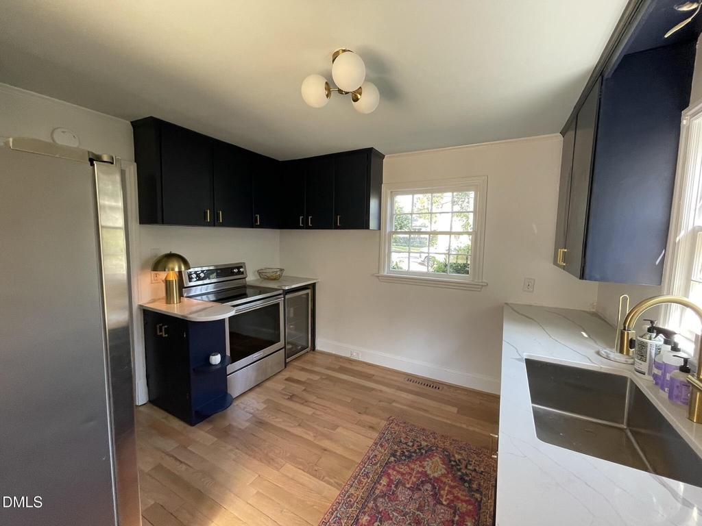 1009 Canterbury Road - Photo 4