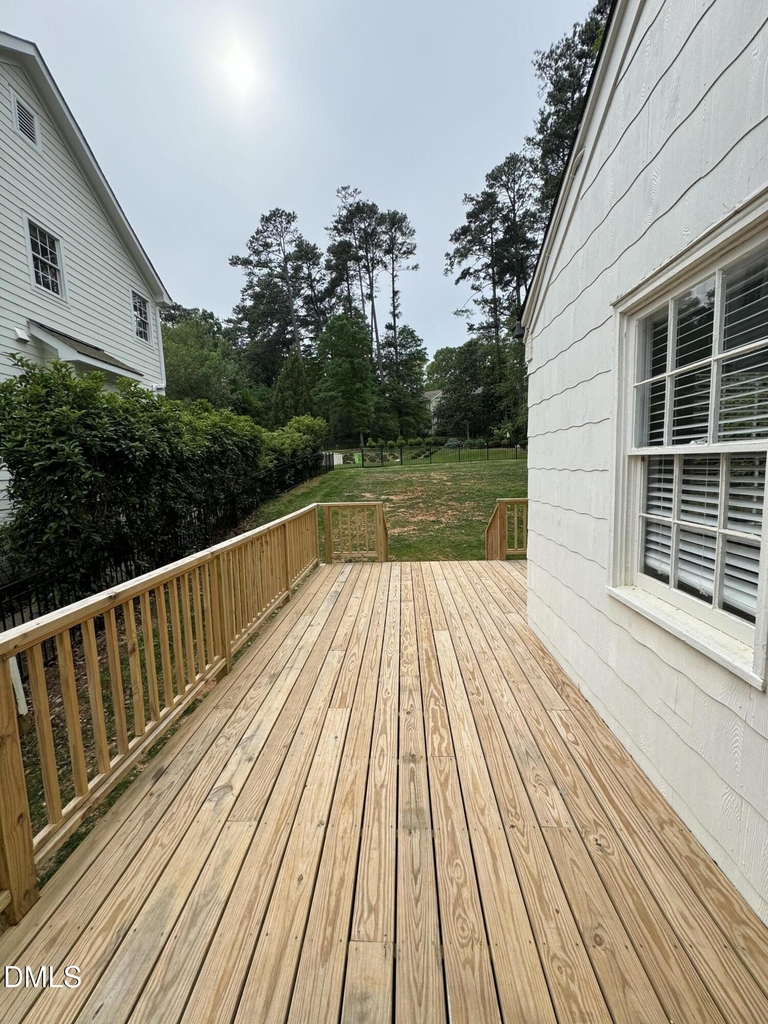 1009 Canterbury Road - Photo 15
