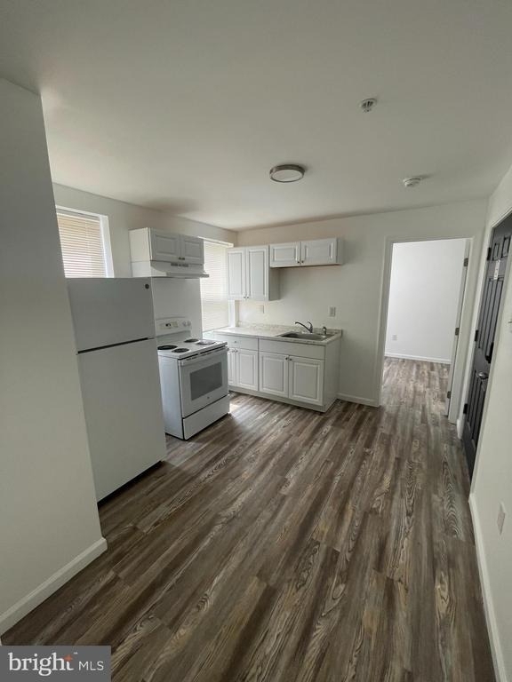 1601 W Tioga - Photo 0