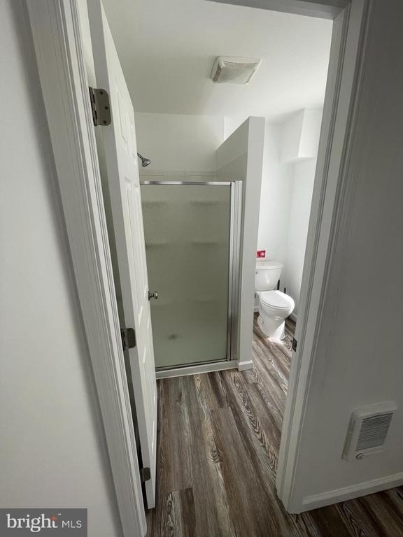 1601 W Tioga - Photo 1