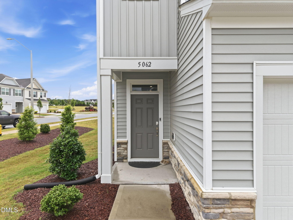 5062 Kota Street - Photo 4