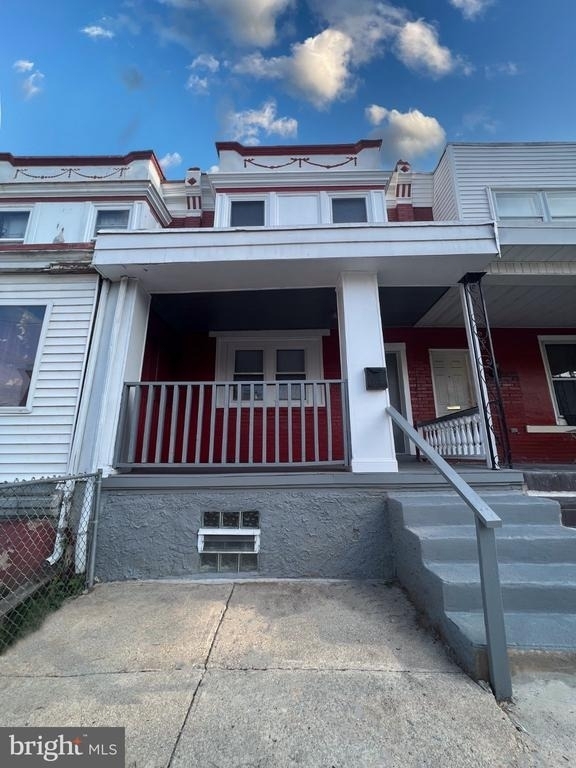 2008 W Laveer Street - Photo 0