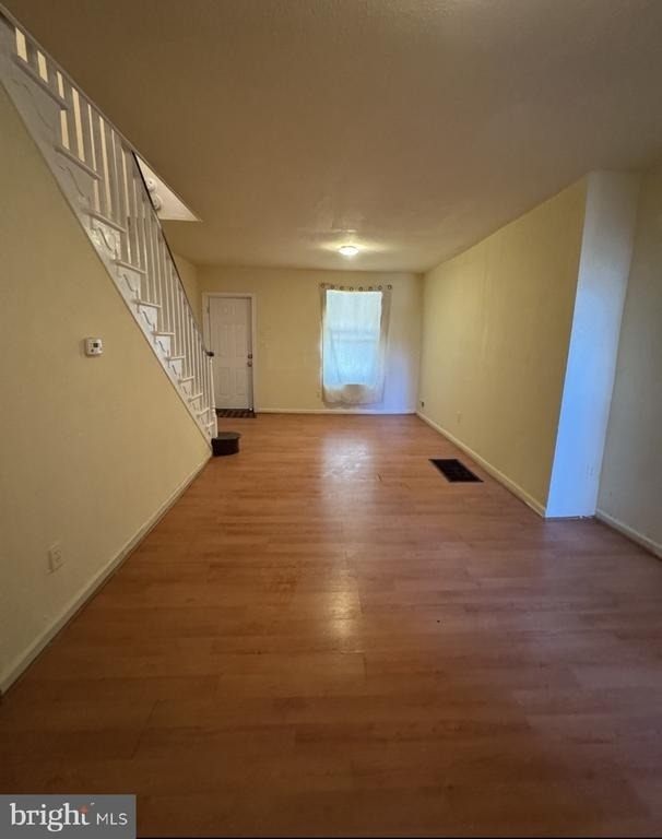 5515 Crowson Street - Photo 1