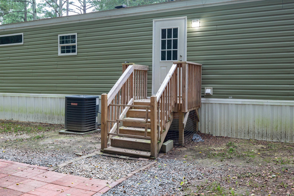 120 Nancy Lane - Photo 4