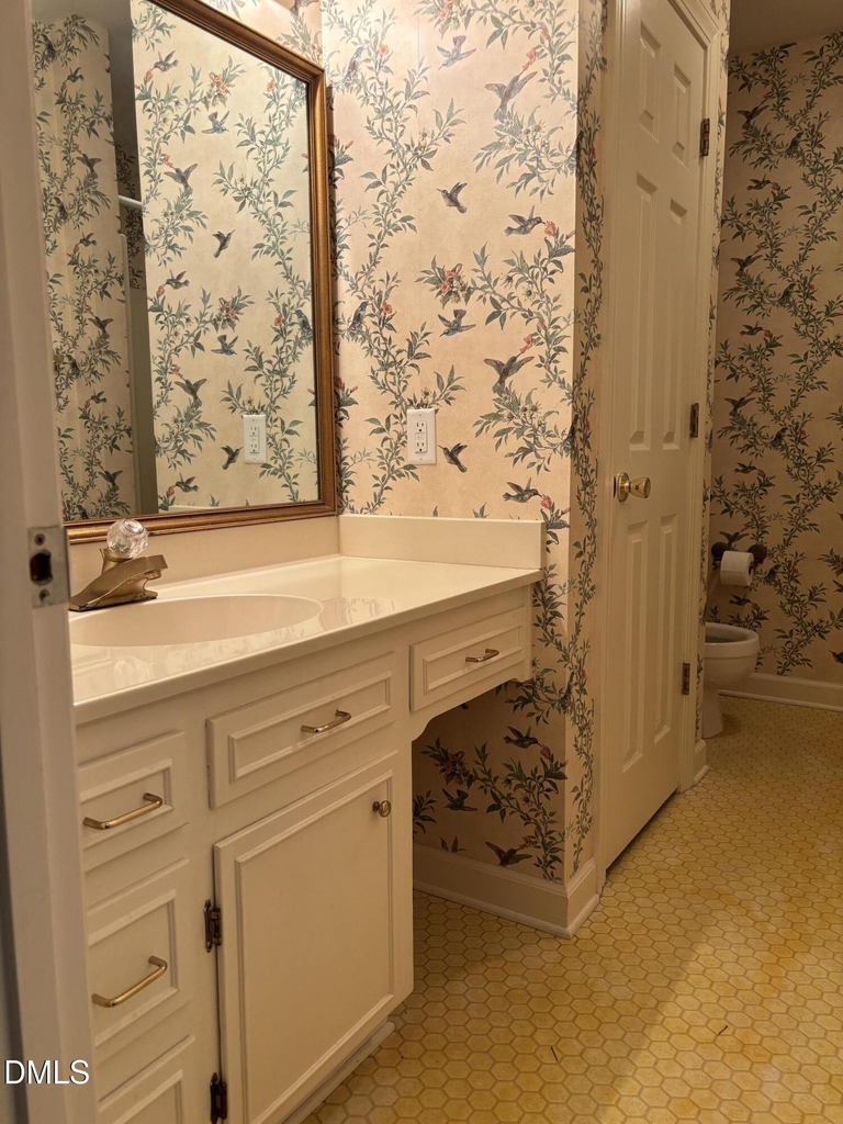 404 W Harnett Street - Photo 10