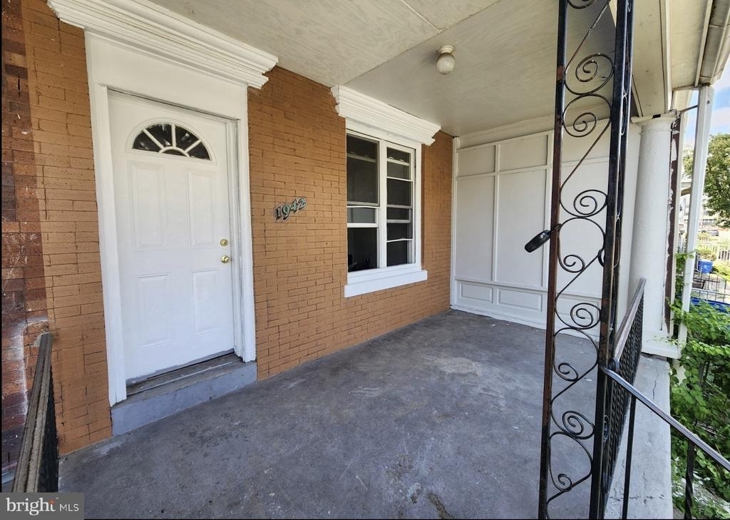 1942 S Ithan Street - Photo 0