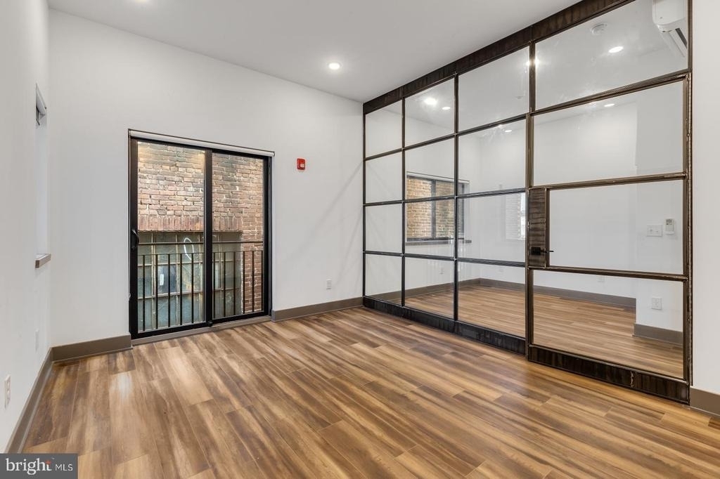 1935 E Hazzard Street - Photo 1