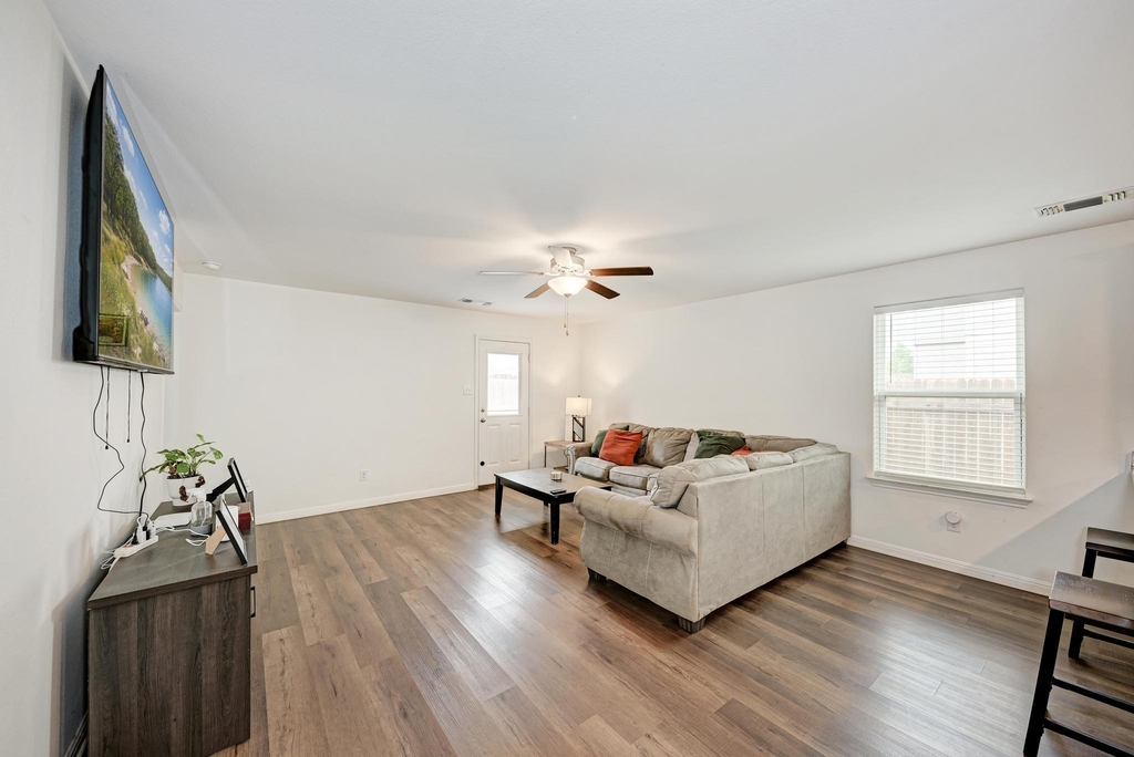 132 Maywood Ln - Photo 15
