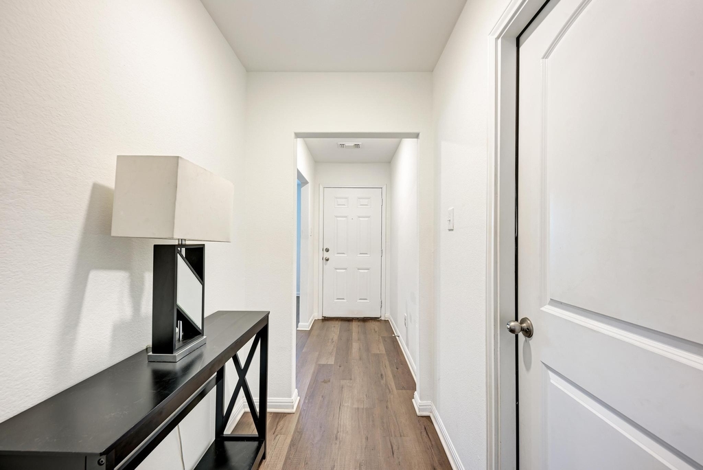 132 Maywood Ln - Photo 5