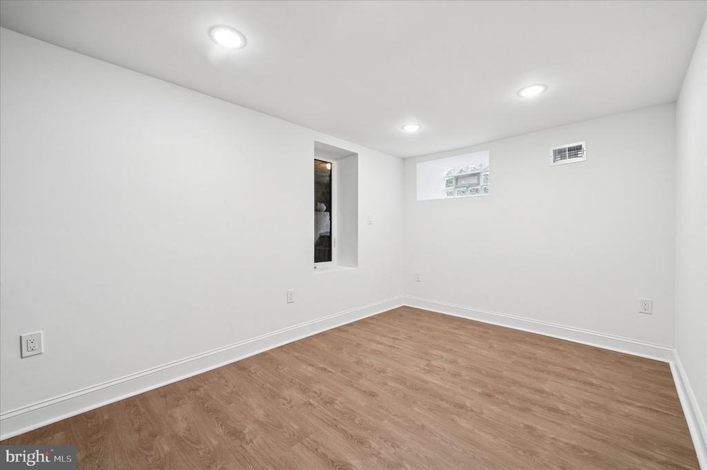 2534 S 61st Street - Photo 14