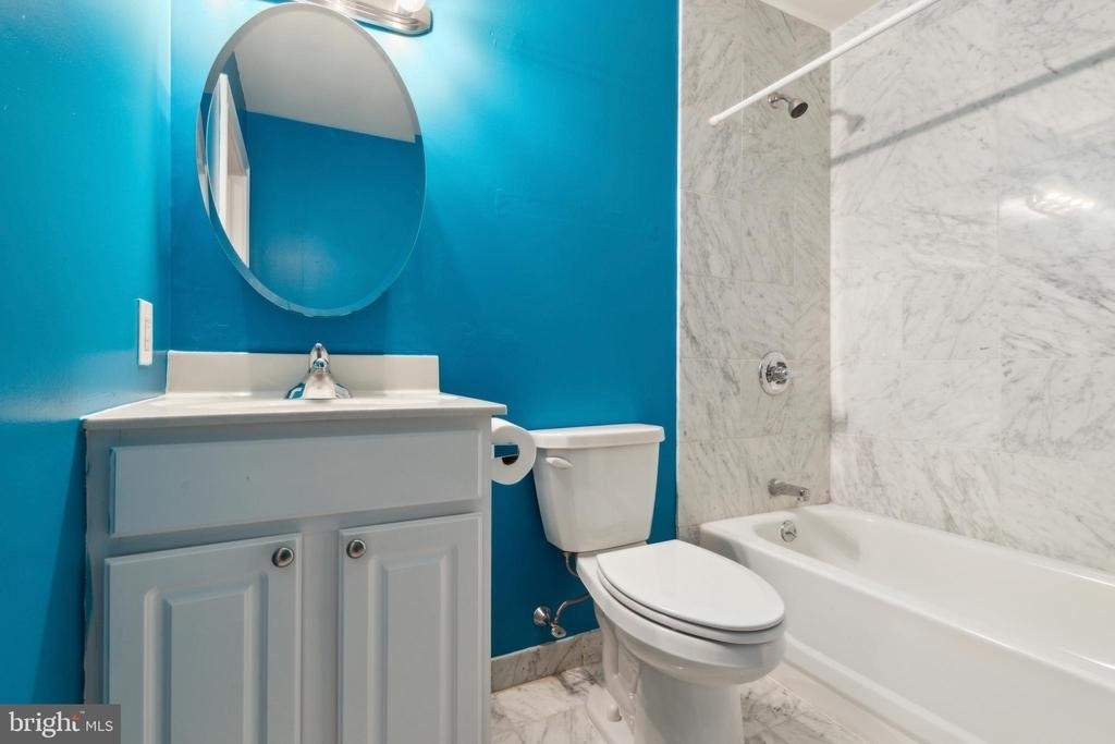1500 Chestnut Street - Photo 19