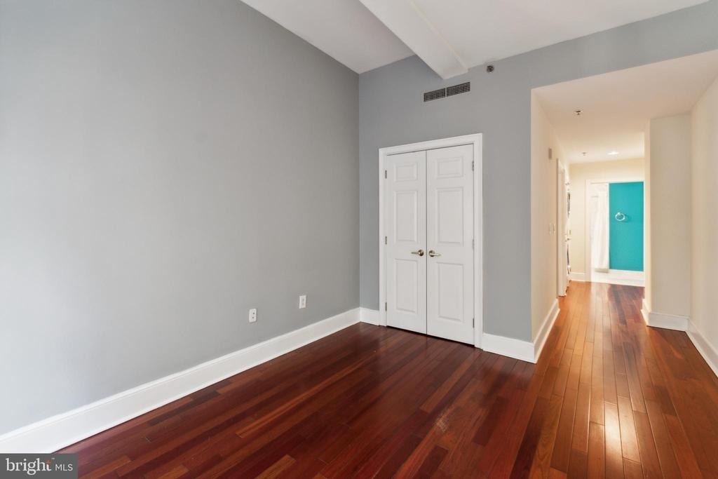 1500 Chestnut Street - Photo 18