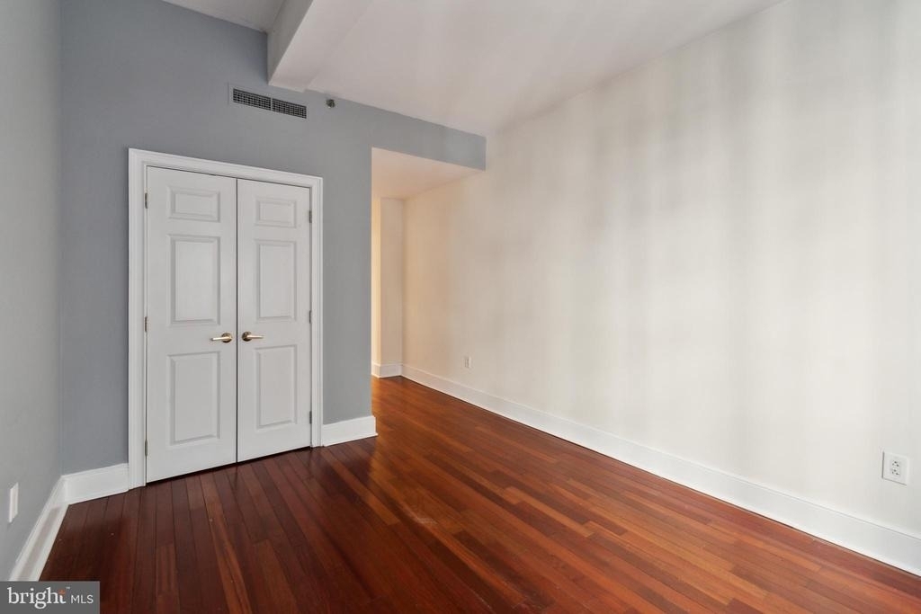 1500 Chestnut Street - Photo 17