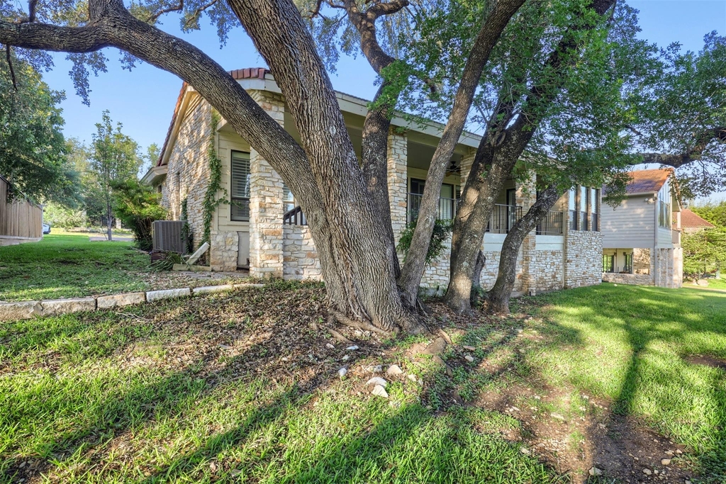 208 Crescent Blf - Photo 24