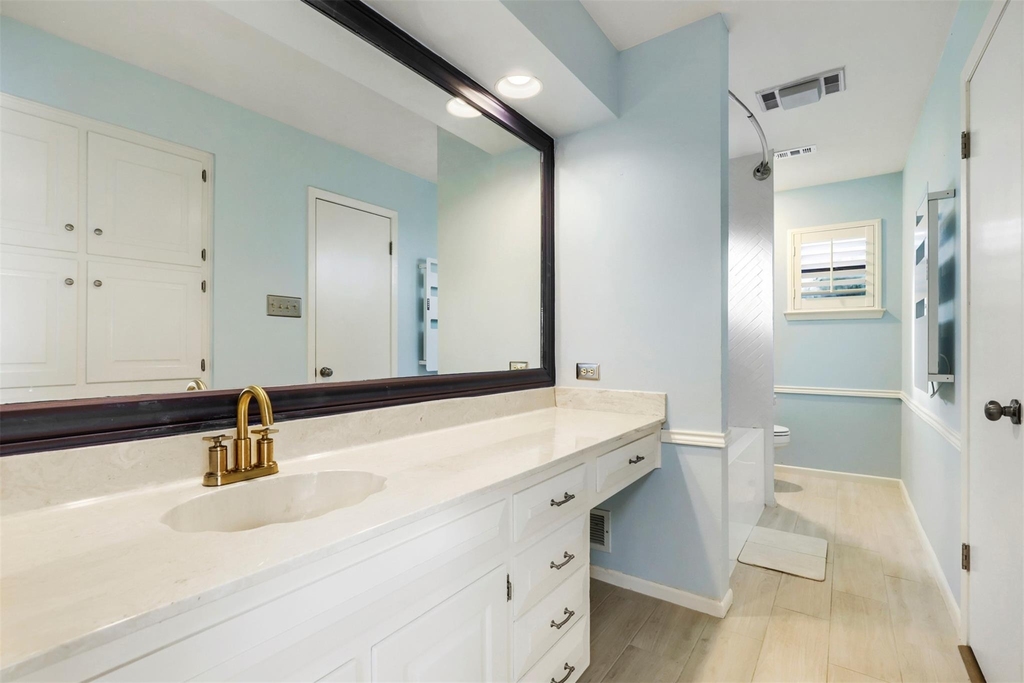 208 Crescent Blf - Photo 14